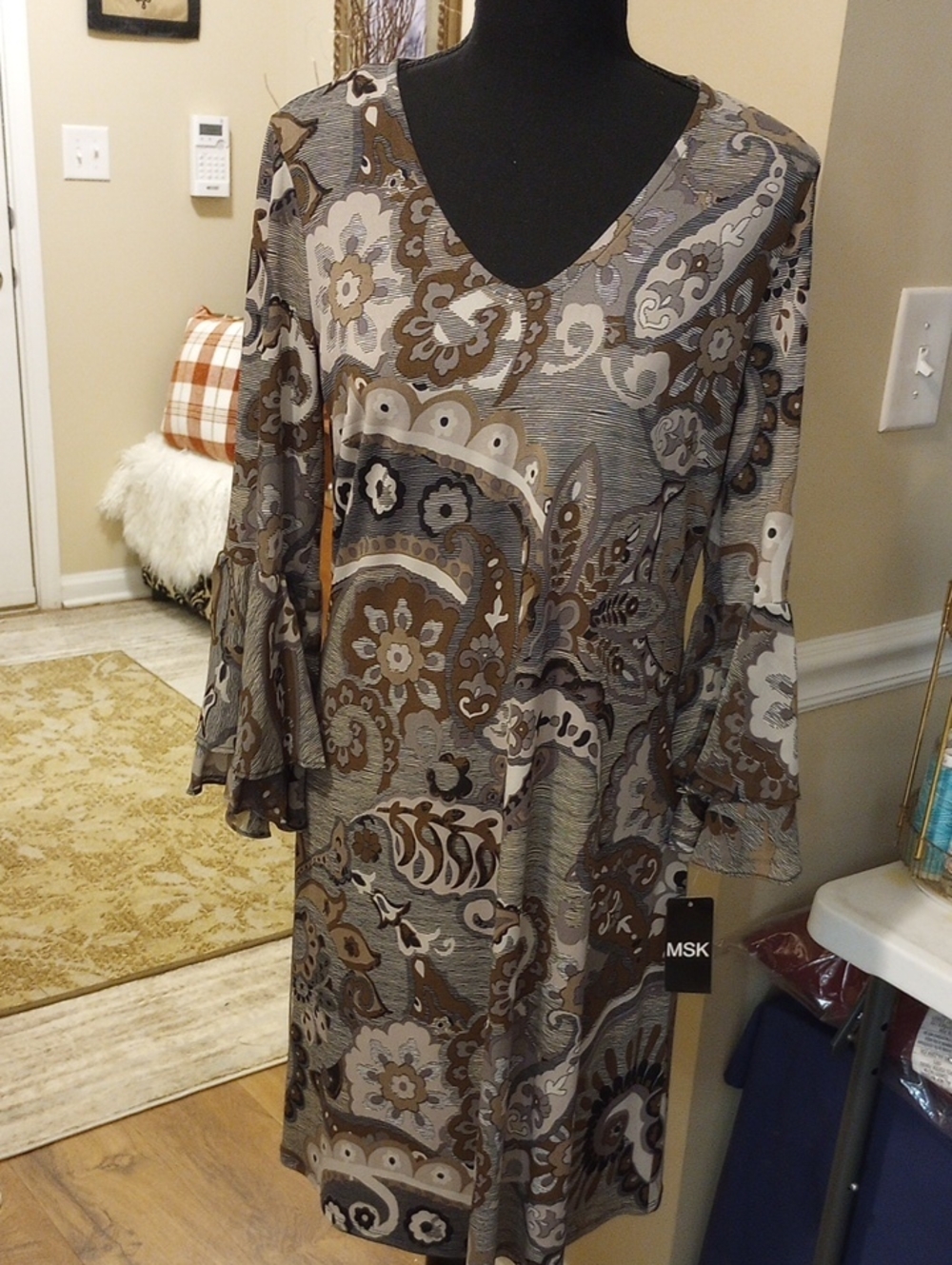 MSK Brown and Gray Paisley V-Neck Long Sleeve Dress